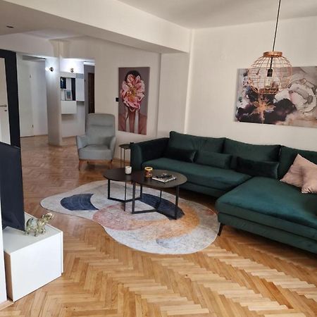 Comfy Center Apartment Скопье Экстерьер фото